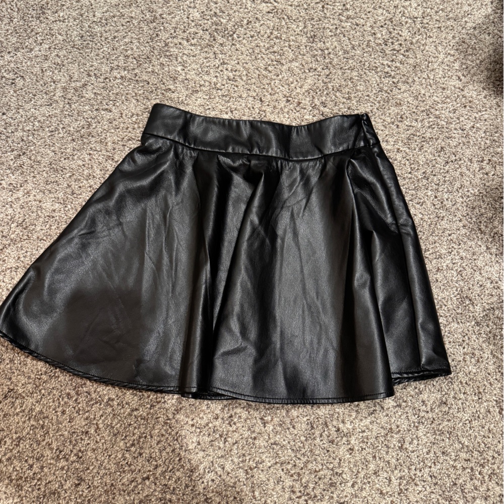 Elegant Black Skater Skirt
